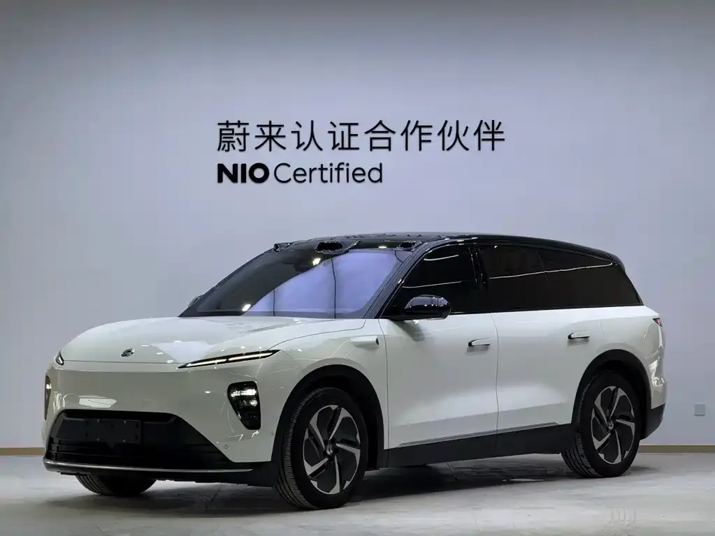 NIO ES8 — фото 1