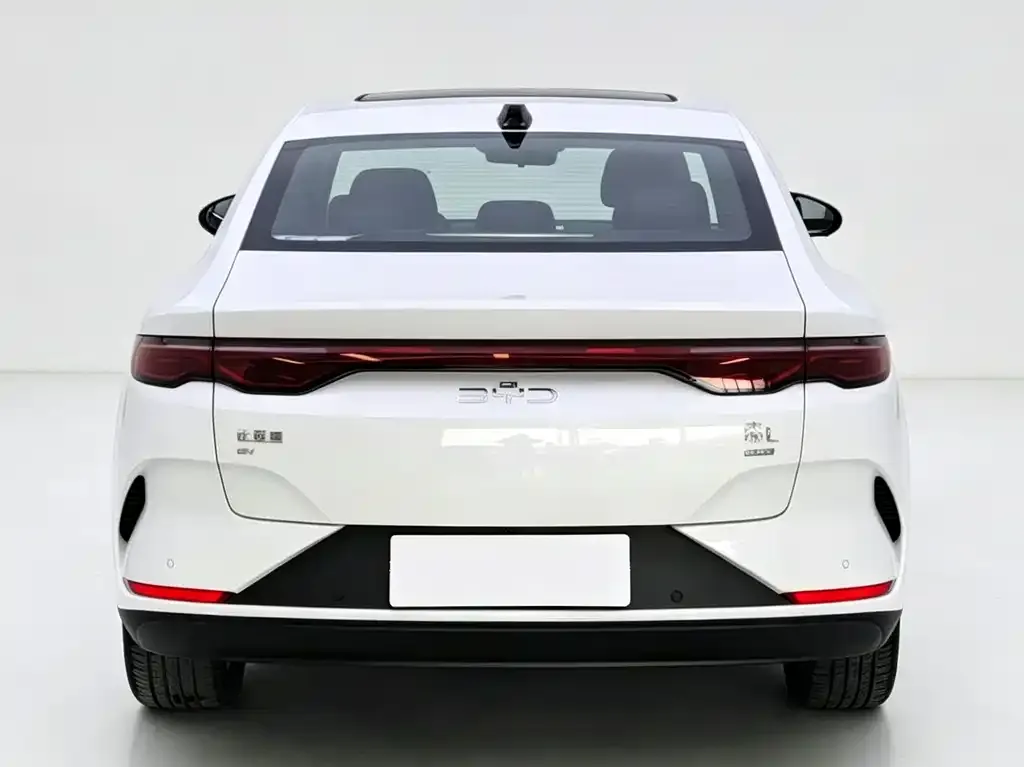 BYD Qin L — фото 2