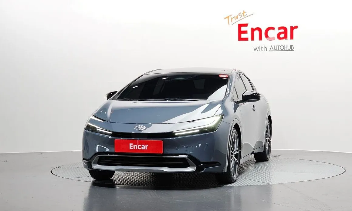 Toyota Prius — фото 5