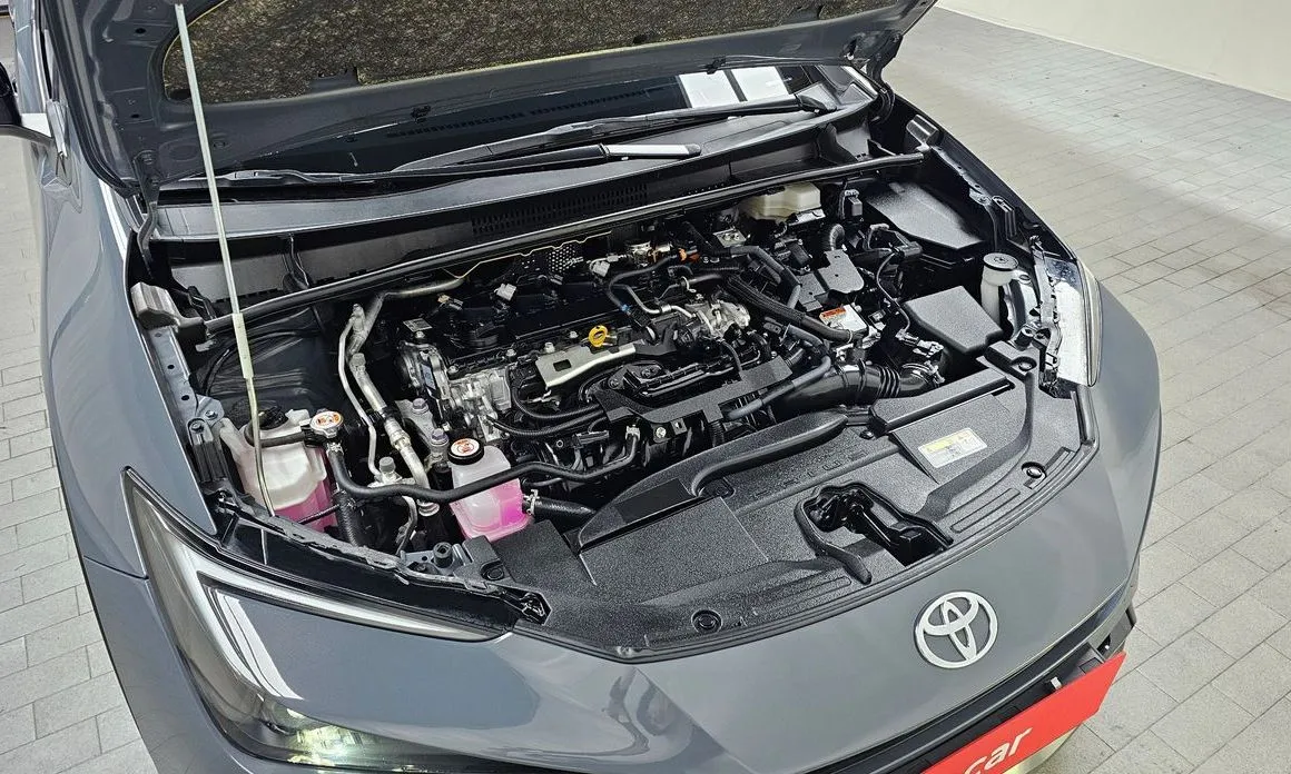 Toyota Prius — фото 7
