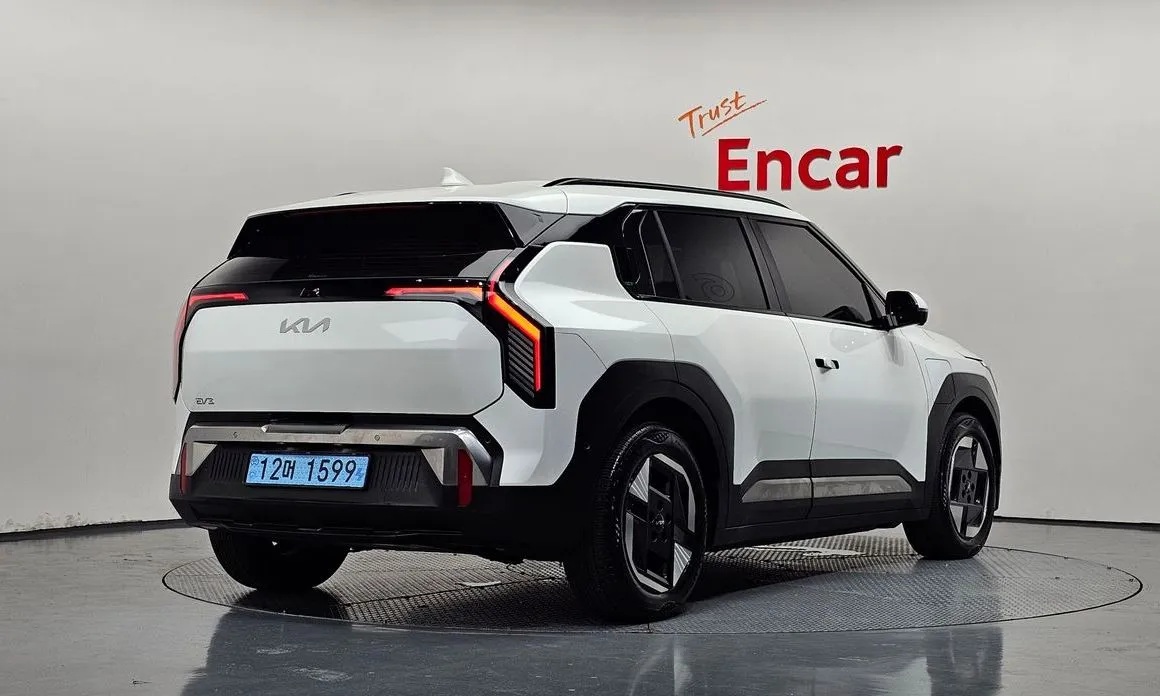 Kia EV3 — фото 6