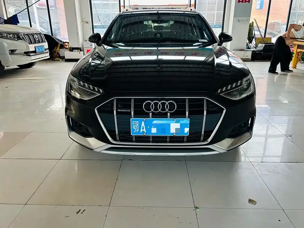 Audi A4 (Import) — фото 6