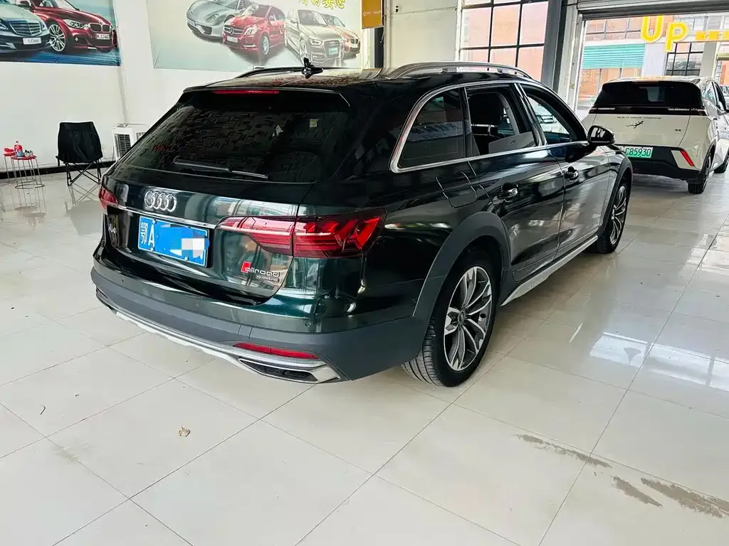 Audi A4 (Import) — фото 9