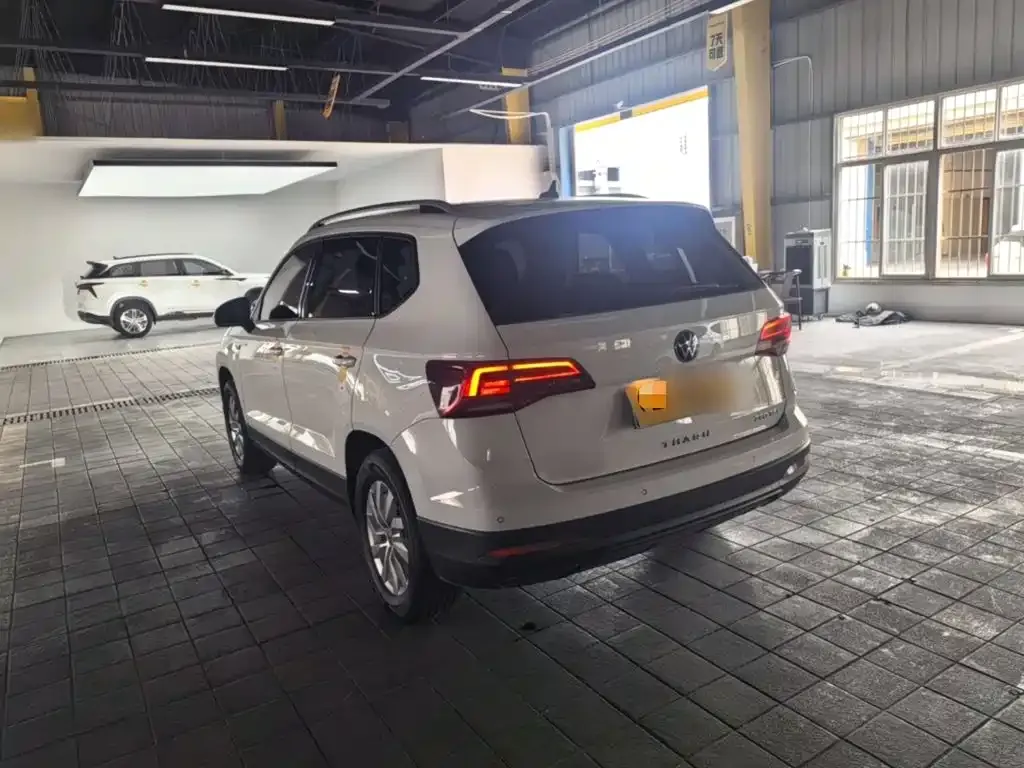 Volkswagen Tharu — фото 3