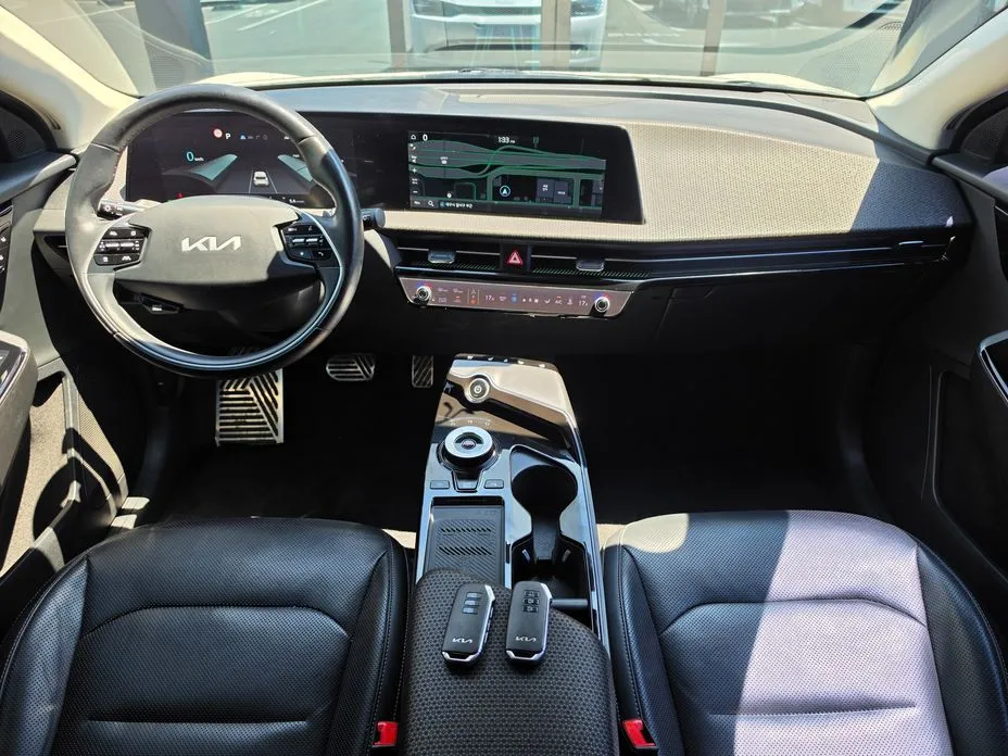 Kia EV6 — фото 8
