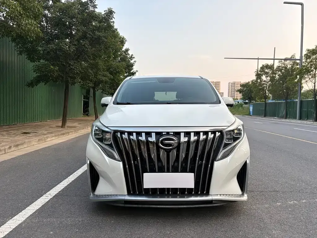 GAC Motor Trumpchi M8 — фото 4