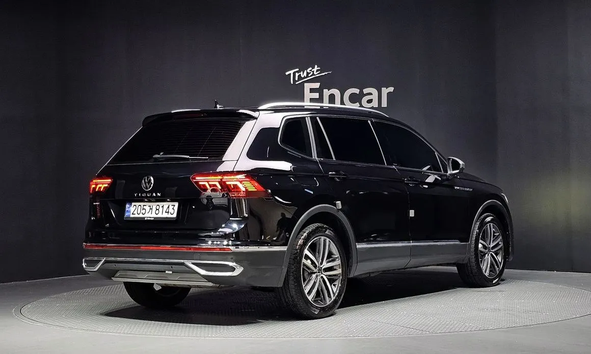 Volkswagen Tiguan — фото 4