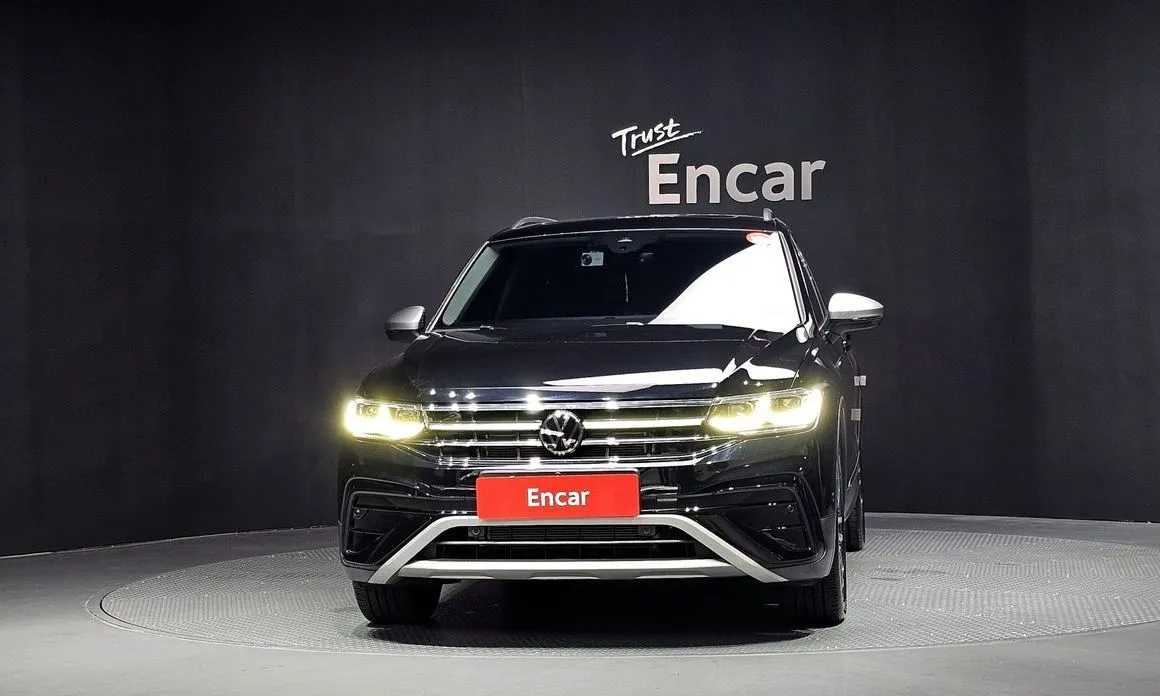 Volkswagen Tiguan — фото 8