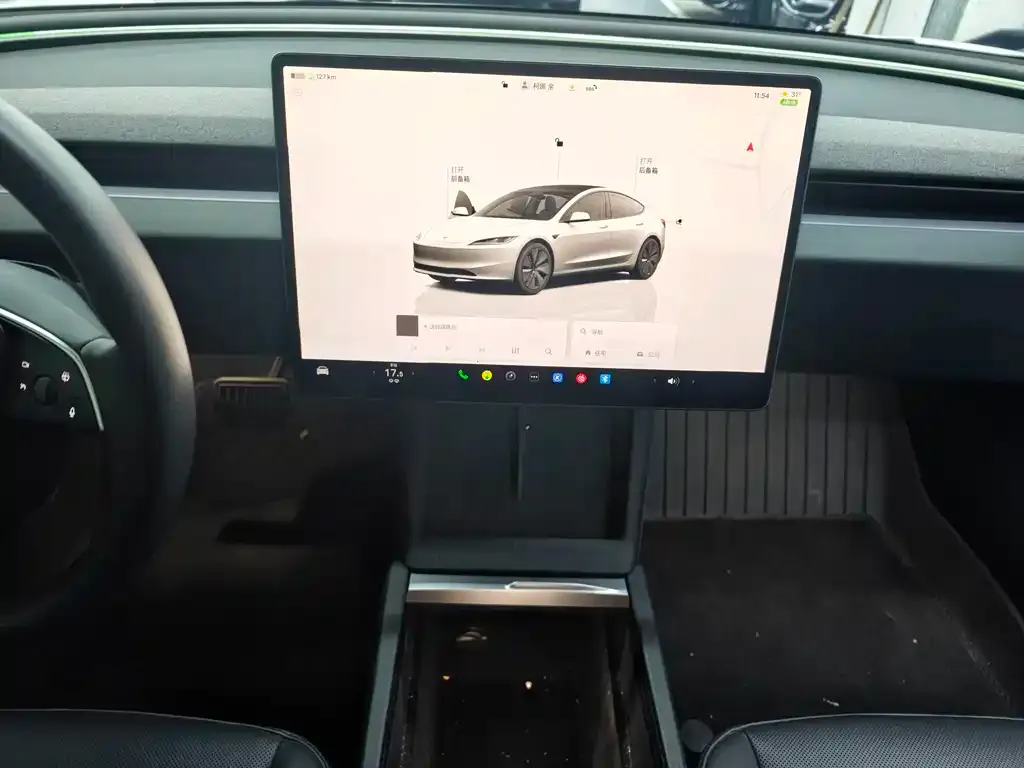 Tesla Model 3 — фото 2