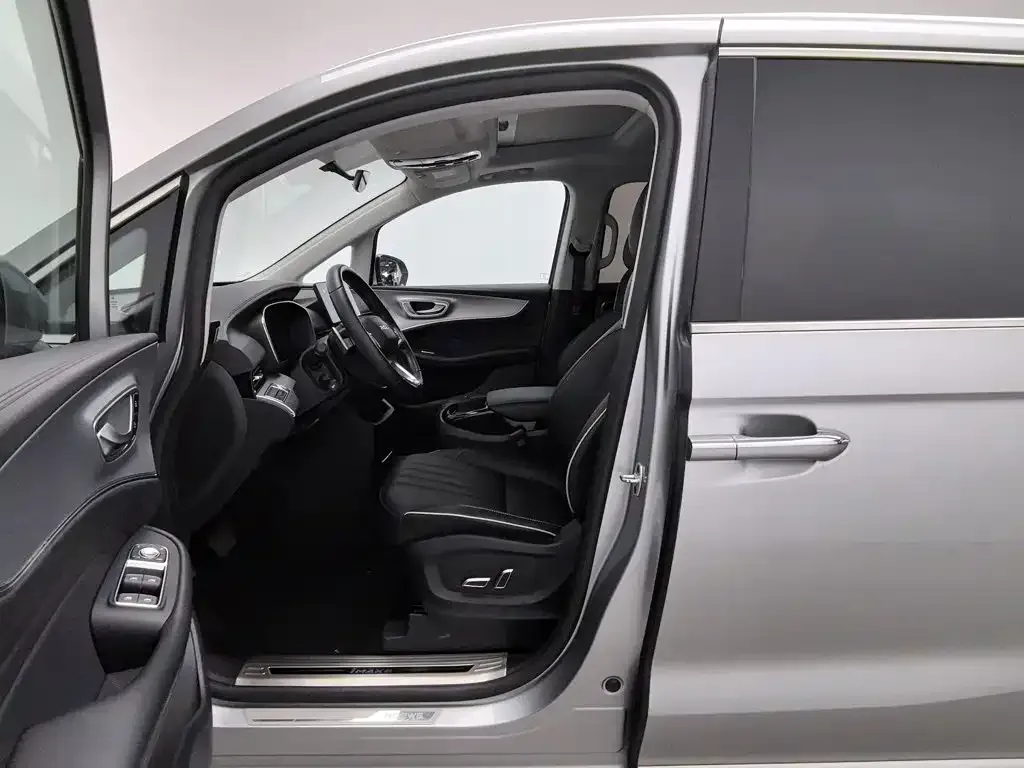 Roewe iMAX8 — фото 6