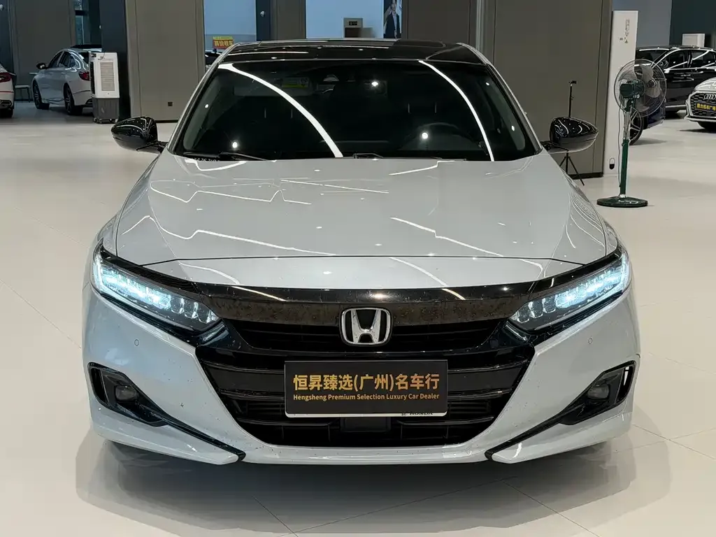 Honda Accord — фото 4