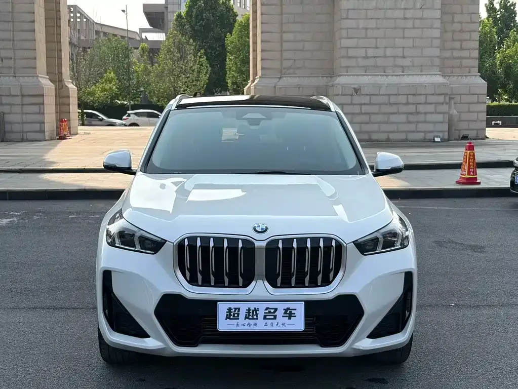 BMW X1 — фото 2