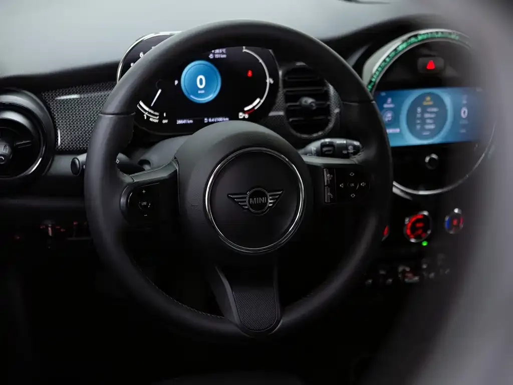 MINI Cooper (3-door) — фото 2