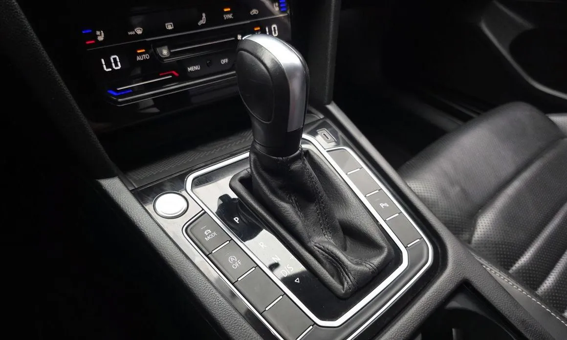 Volkswagen Passat — фото 7