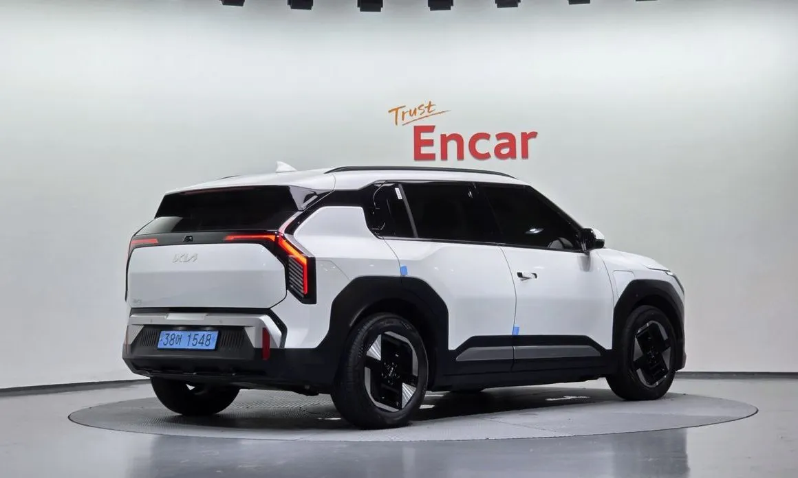 Kia EV3 — фото 4
