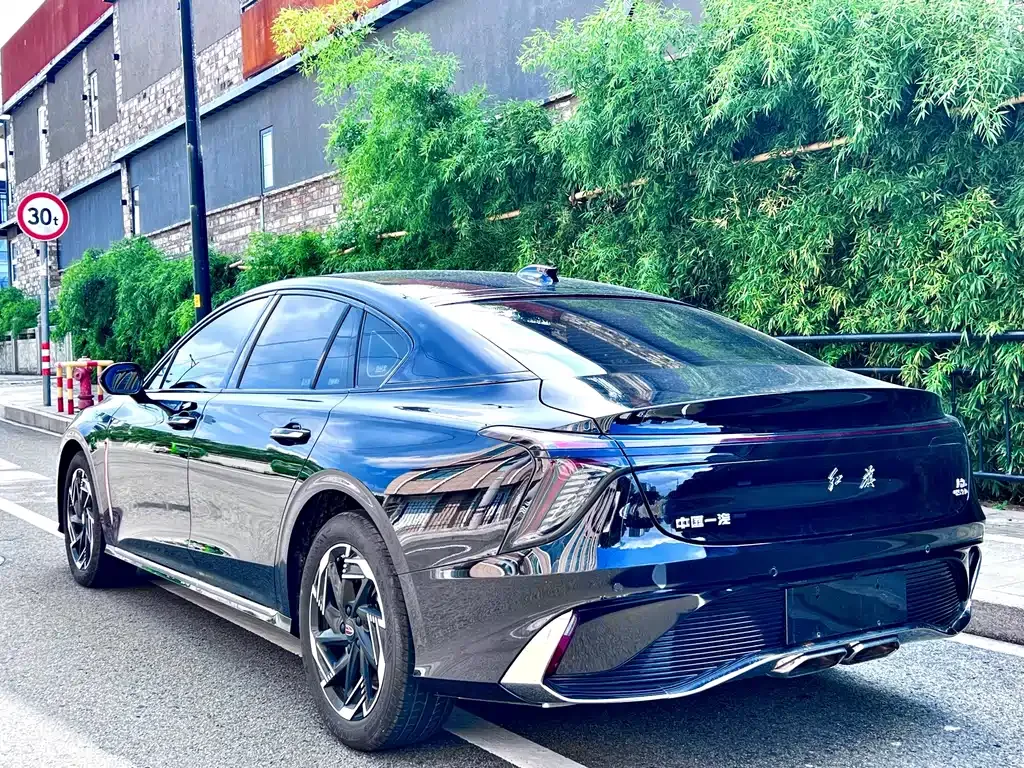 Hongqi H6 — фото 7