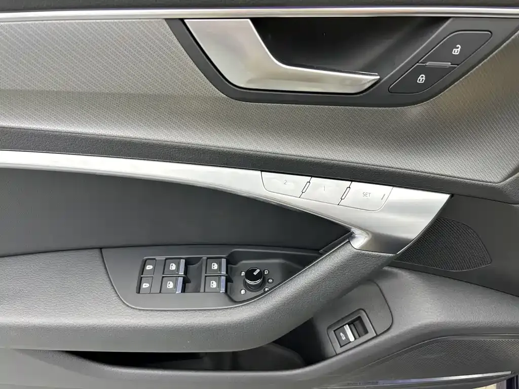 Audi A7 — фото 8