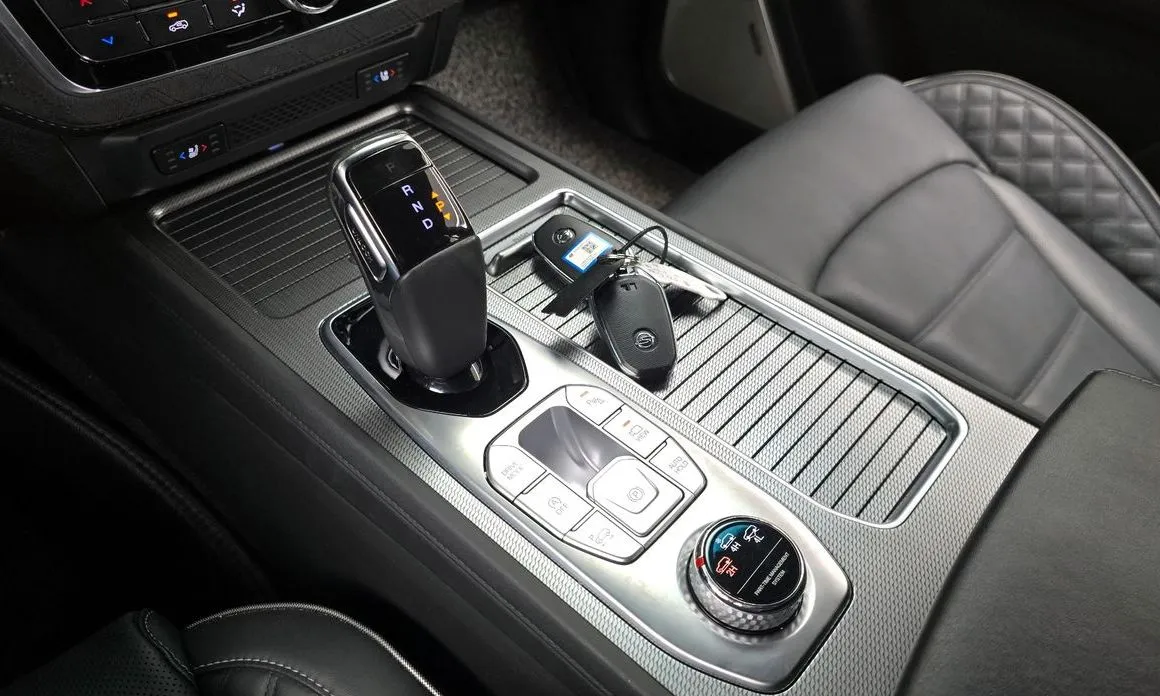 KG Mobility (Ssangyong) Rexton — фото 8