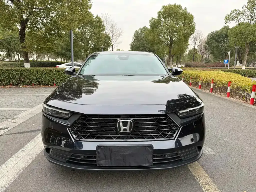 Honda Accord — фото 5