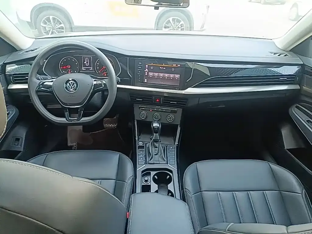 Volkswagen Passat — фото 2