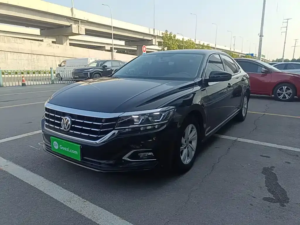 Volkswagen Passat — фото 5