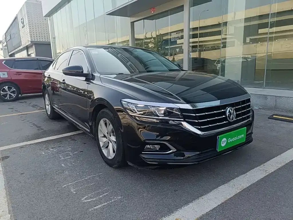 Volkswagen Passat — фото 4