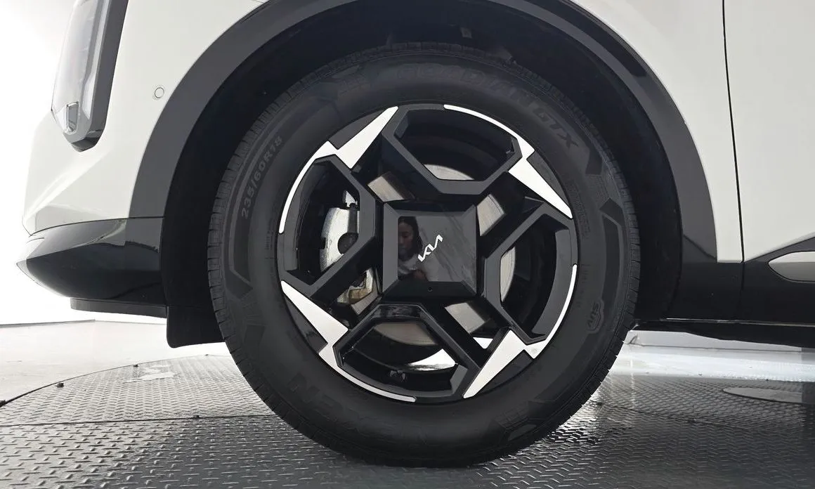 Kia Sportage — фото 10