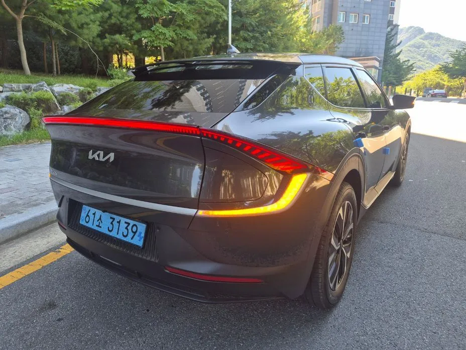 Kia EV6 — фото 6