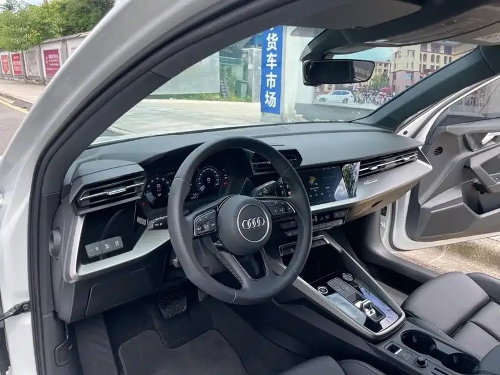 Audi A3 — фото 2