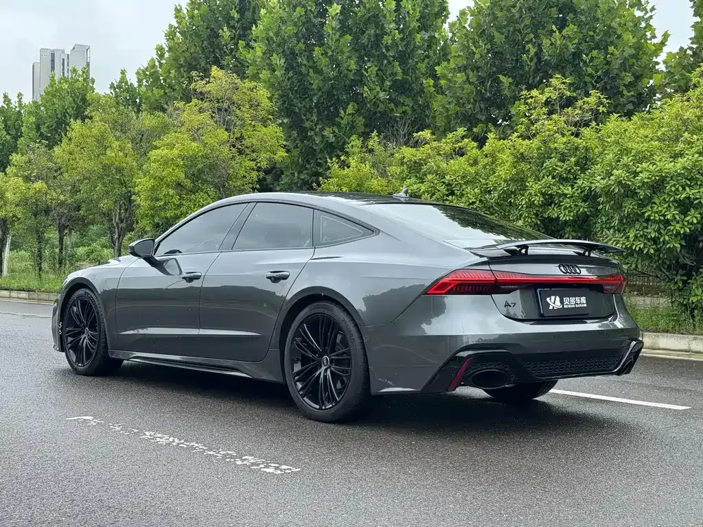 Audi A7 — фото 10