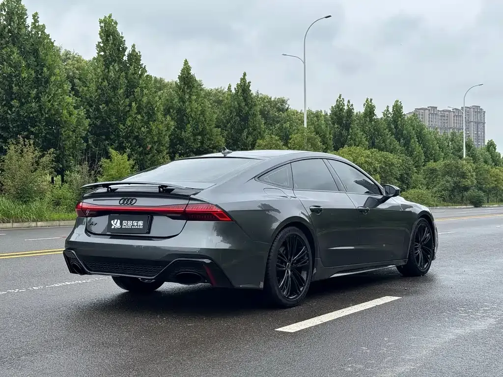 Audi A7 — фото 7