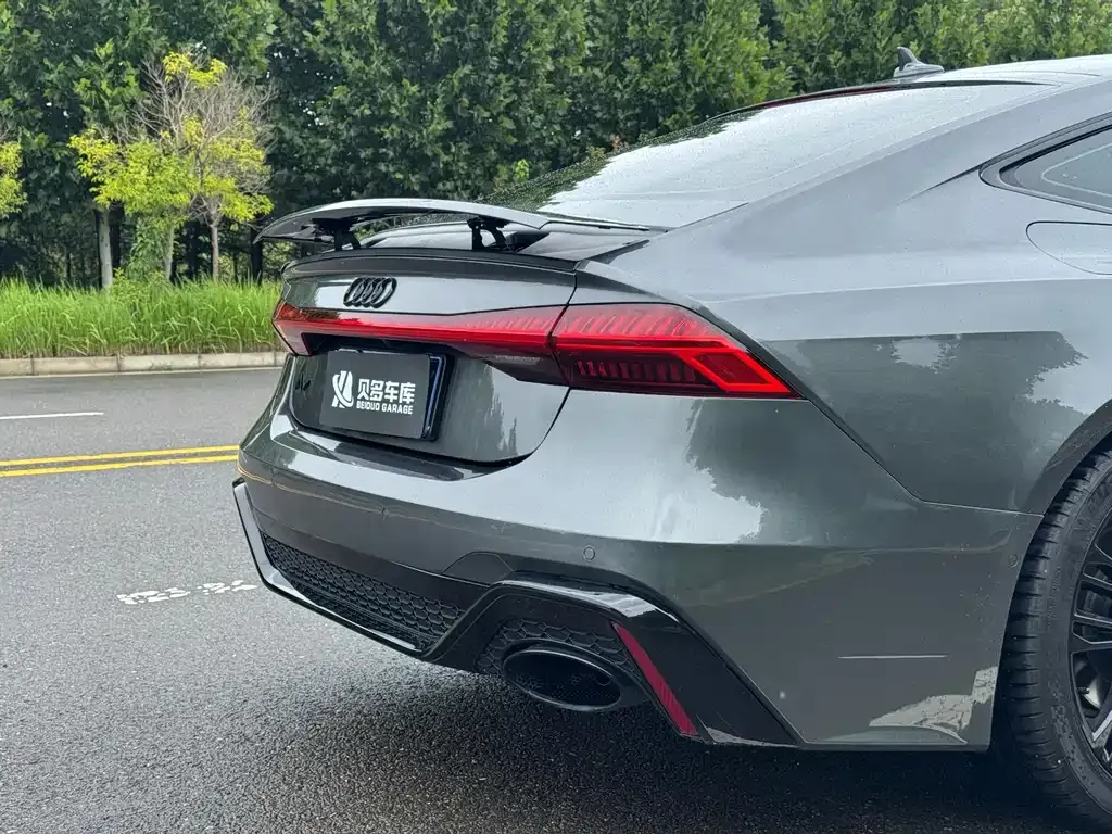 Audi A7 — фото 9