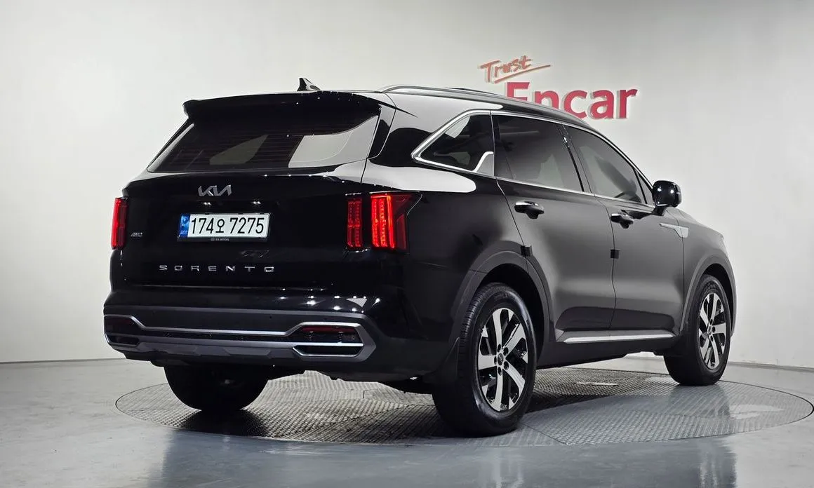 Kia Sorento — фото 4