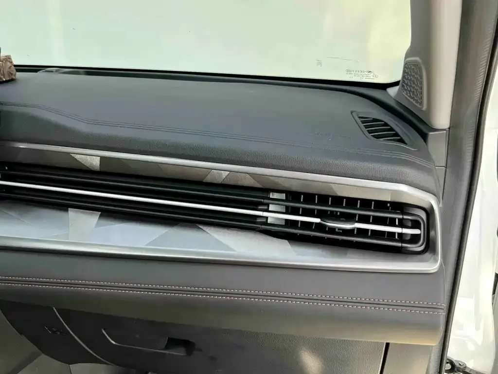 Geely Vision X6 — фото 3