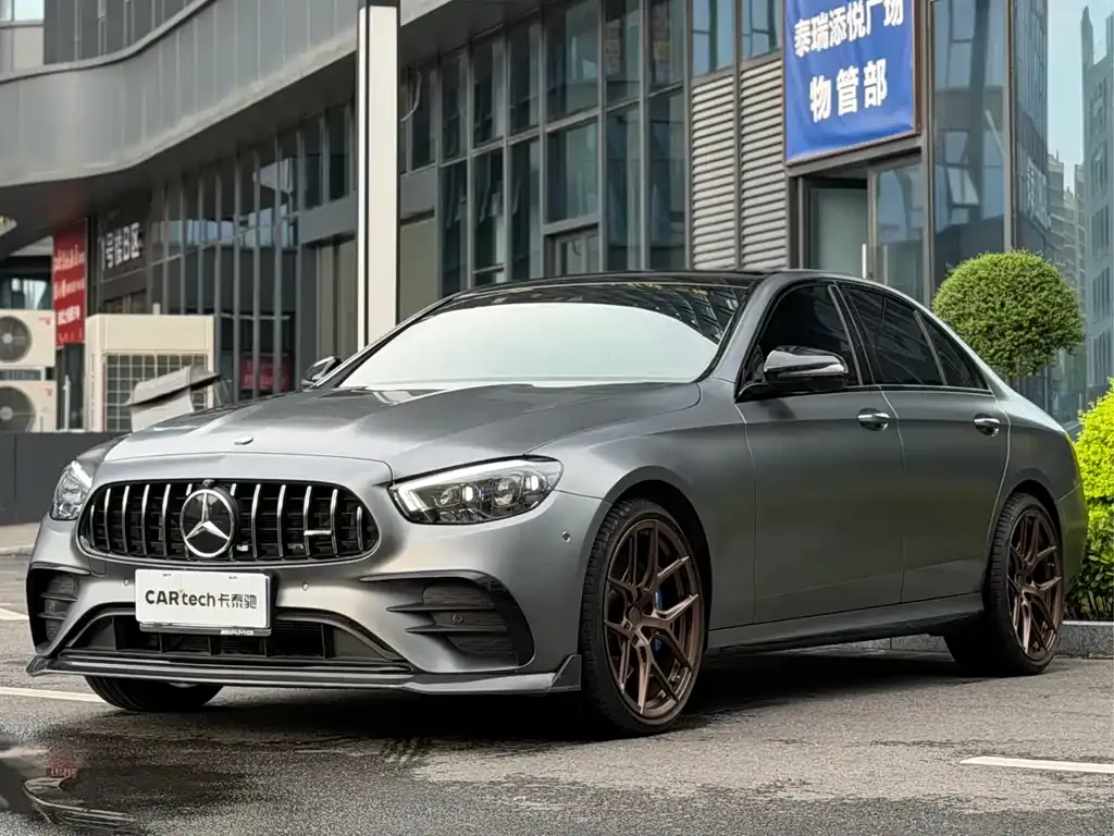 Mercedes-Benz E-Class AMG — фото 1