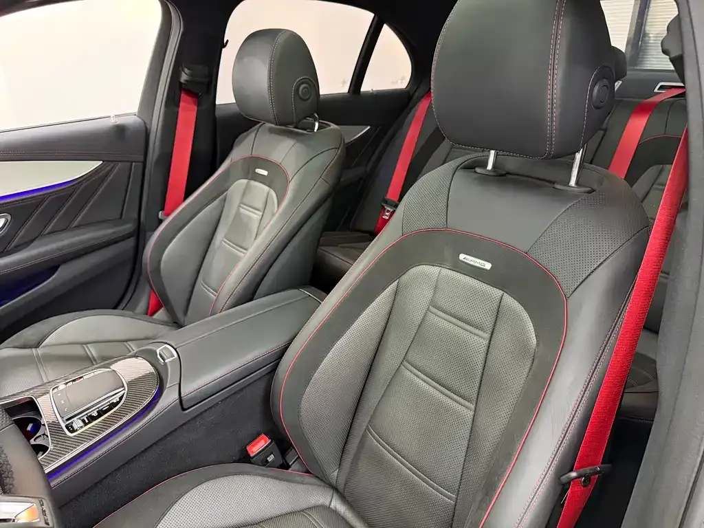 Mercedes-Benz E-Class AMG — фото 7