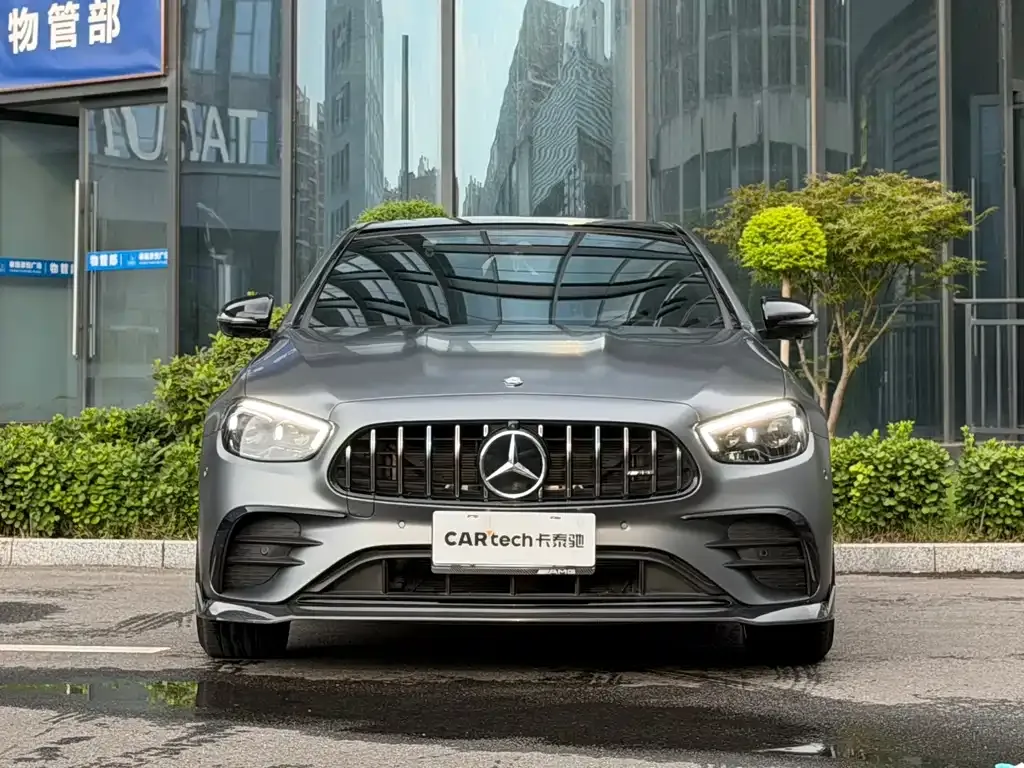Mercedes-Benz E-Class AMG — фото 6