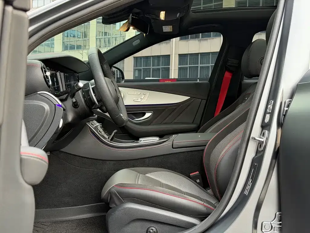 Mercedes-Benz E-Class AMG — фото 2