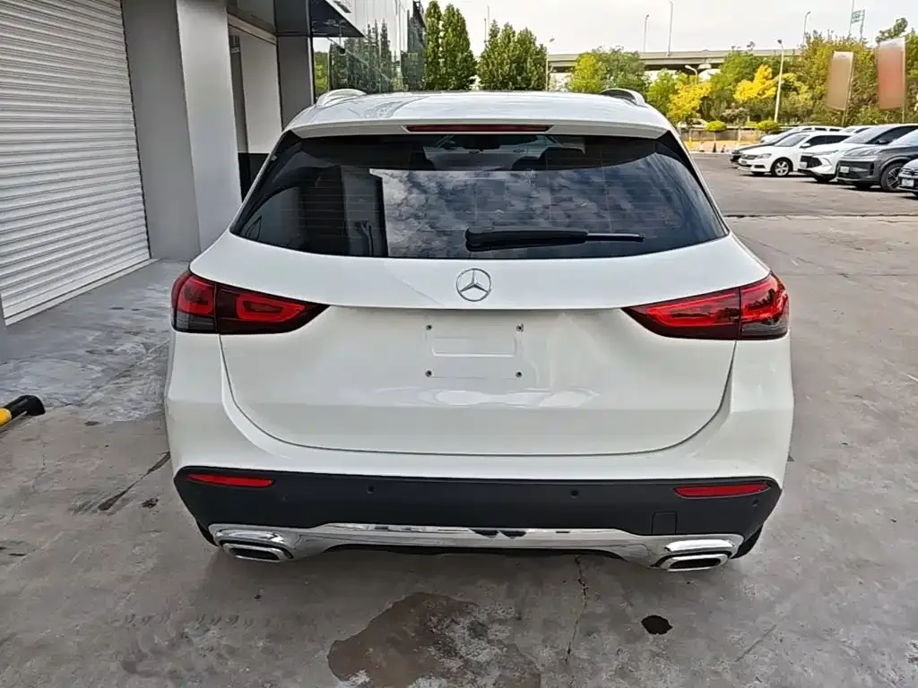 Mercedes-Benz GLA — фото 10