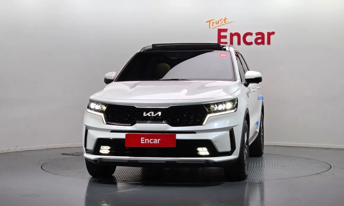 Kia Sorento — фото 9