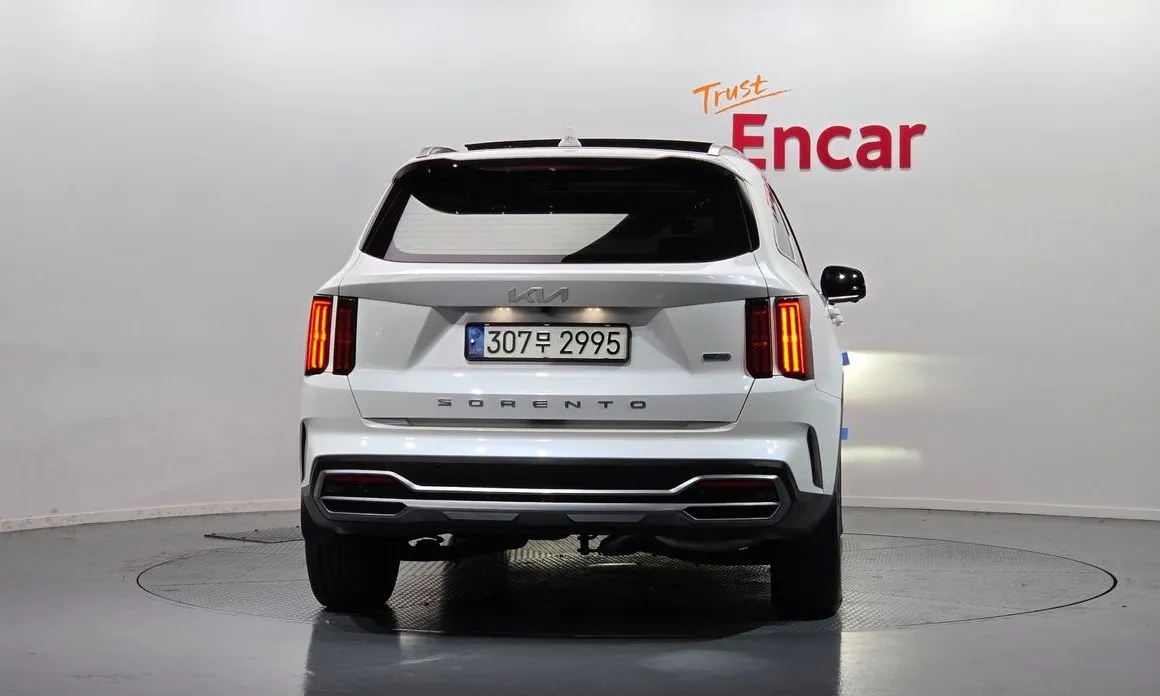 Kia Sorento — фото 6