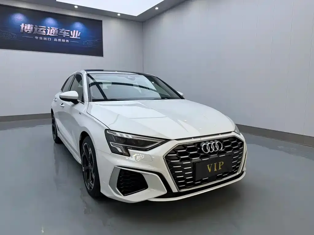 Audi A3 — фото 2