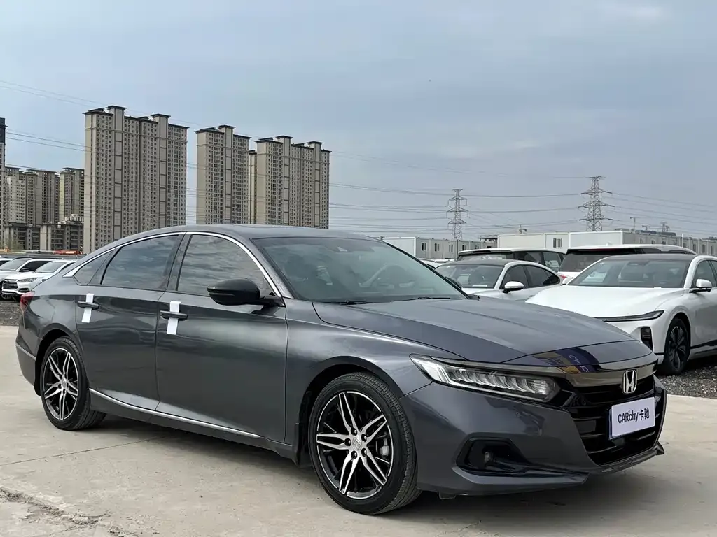 Honda Accord — фото 4
