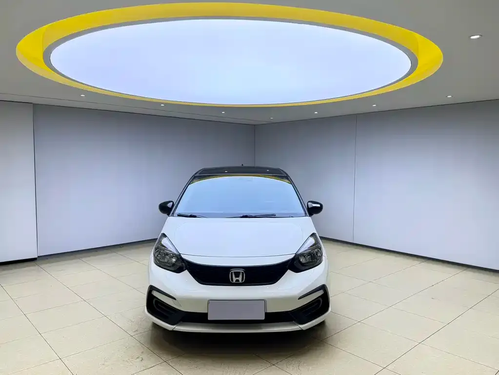 Honda Fit — фото 4