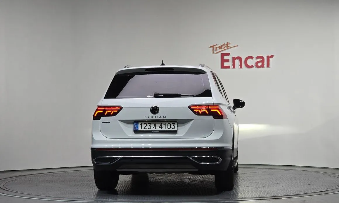 Volkswagen Tiguan — фото 2