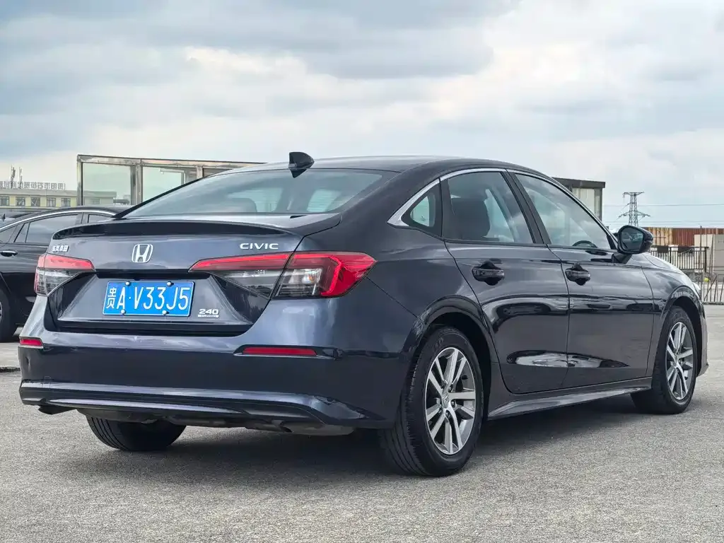 Honda Civic — фото 4