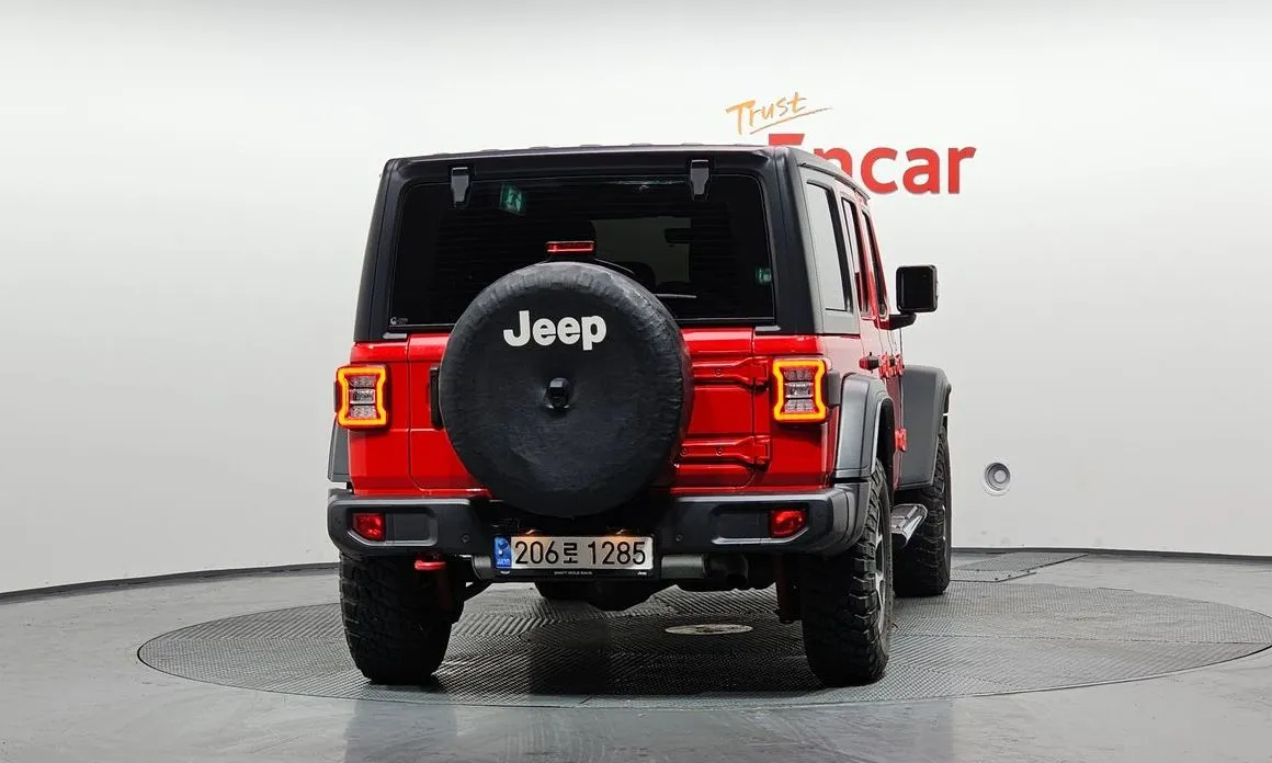 Jeep Wrangler — фото 2