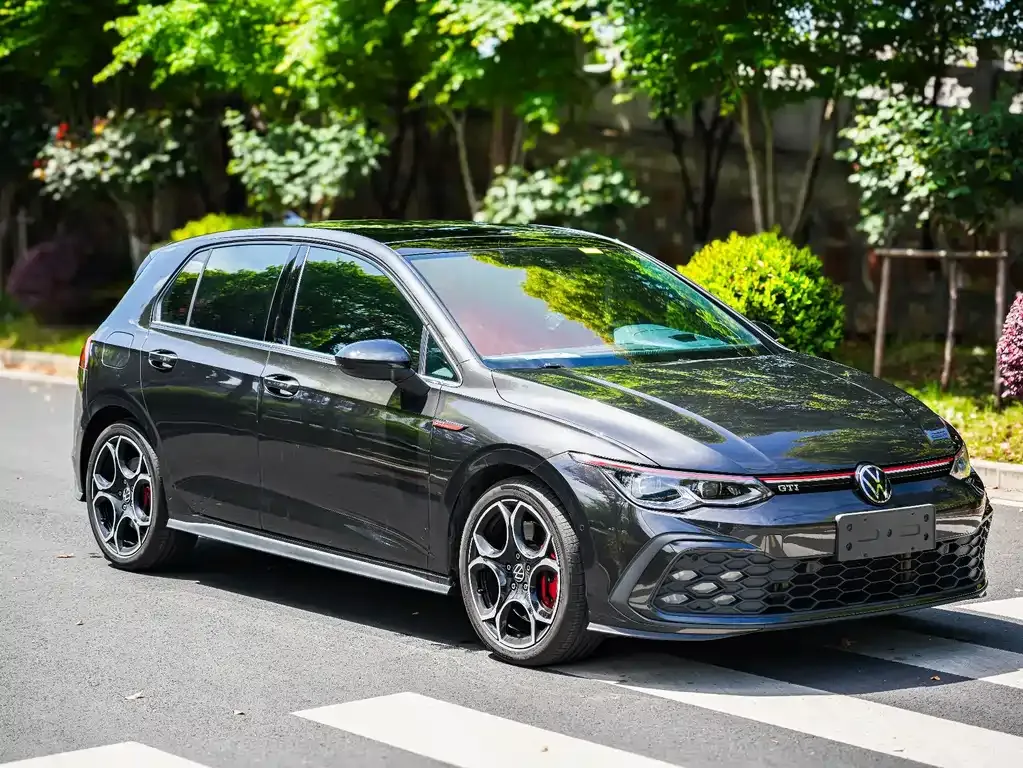 Volkswagen Golf GTI — фото 6