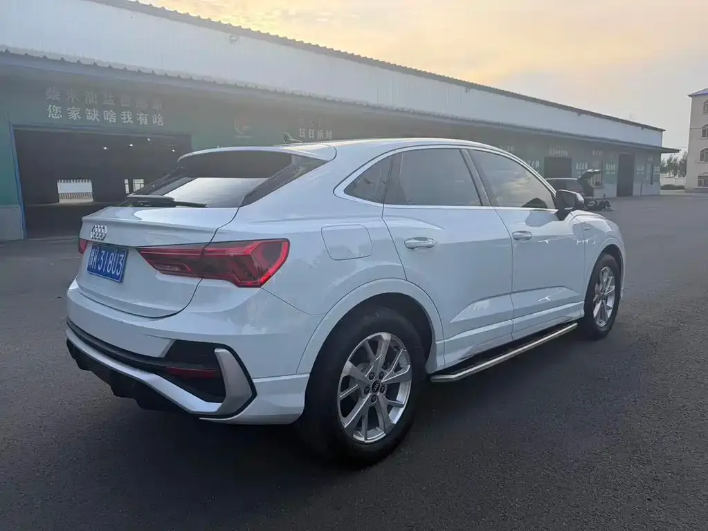 Audi Q3 Sportback — фото 5