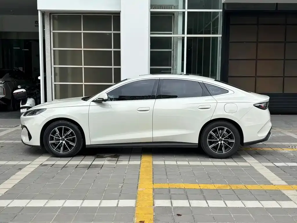 BYD Seal 06 — фото 9